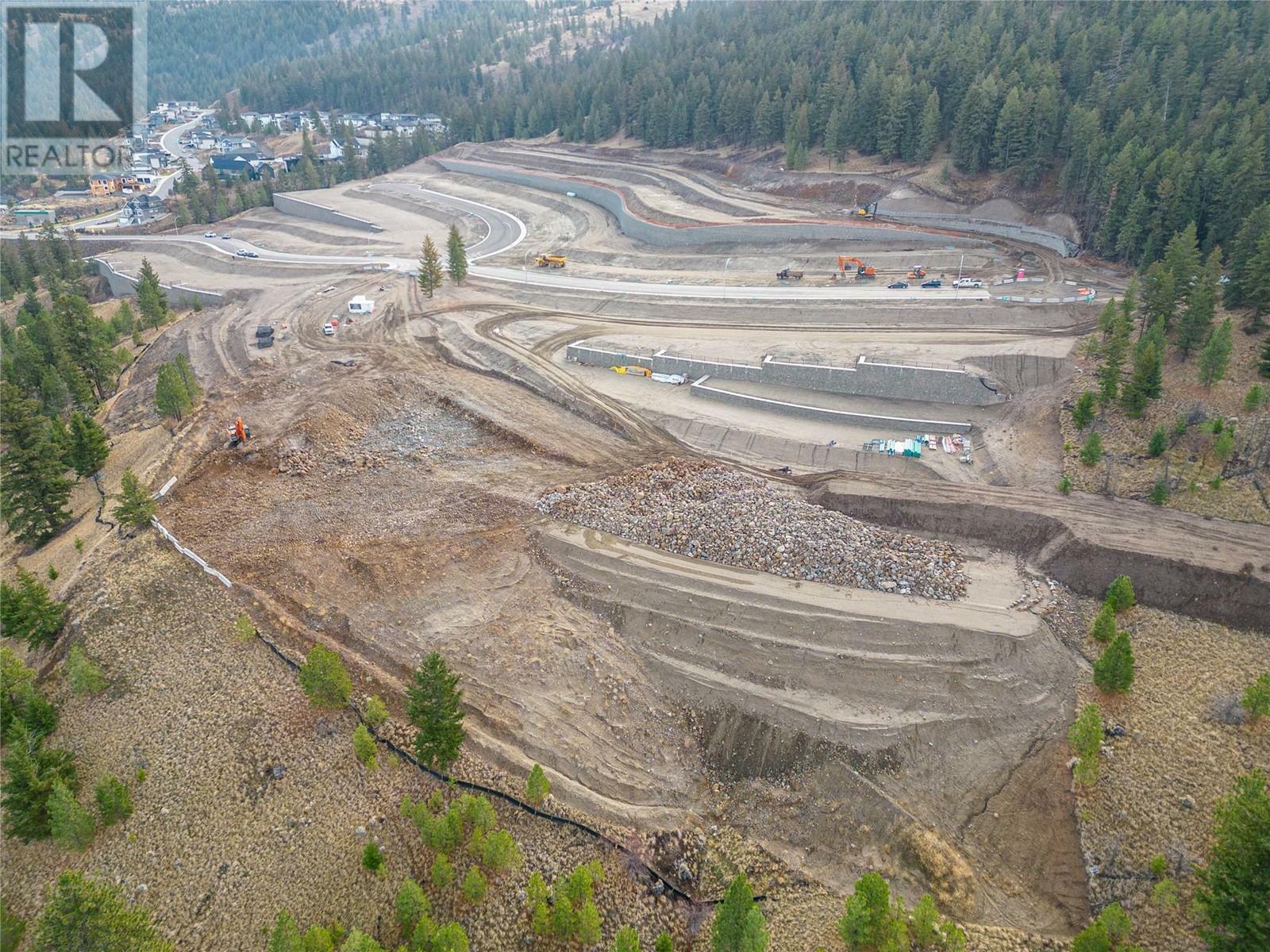 Photo de la propriété:  1660 Camas Court  BC V2E 0E6 