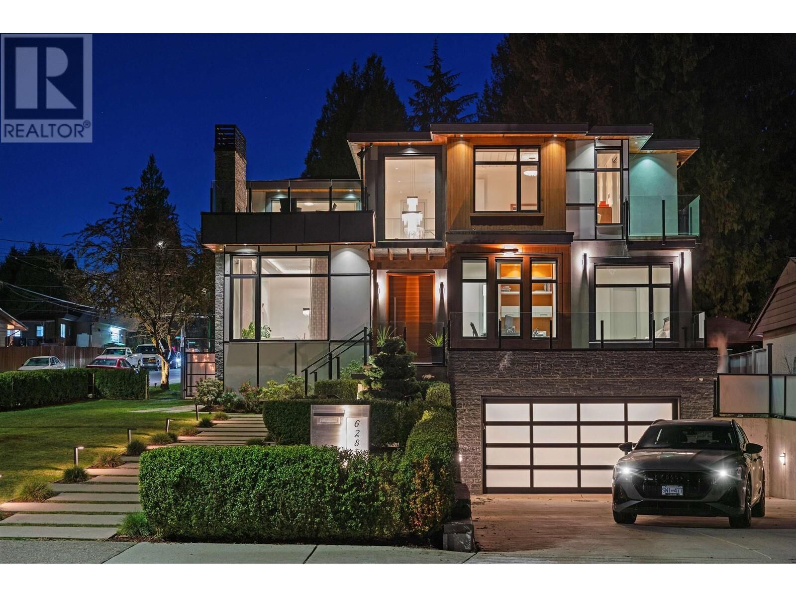 Property Photo:  6285 Leibly Avenue  BC V5E 3C7 