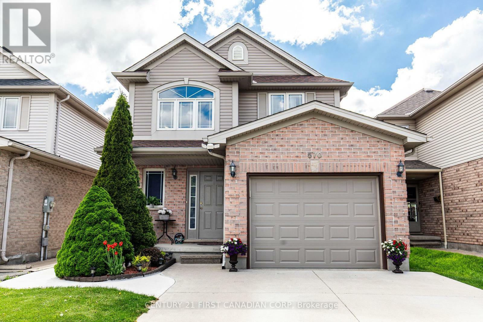Property Photo:  570 Cuthbert Circle  ON N6M 1K6 