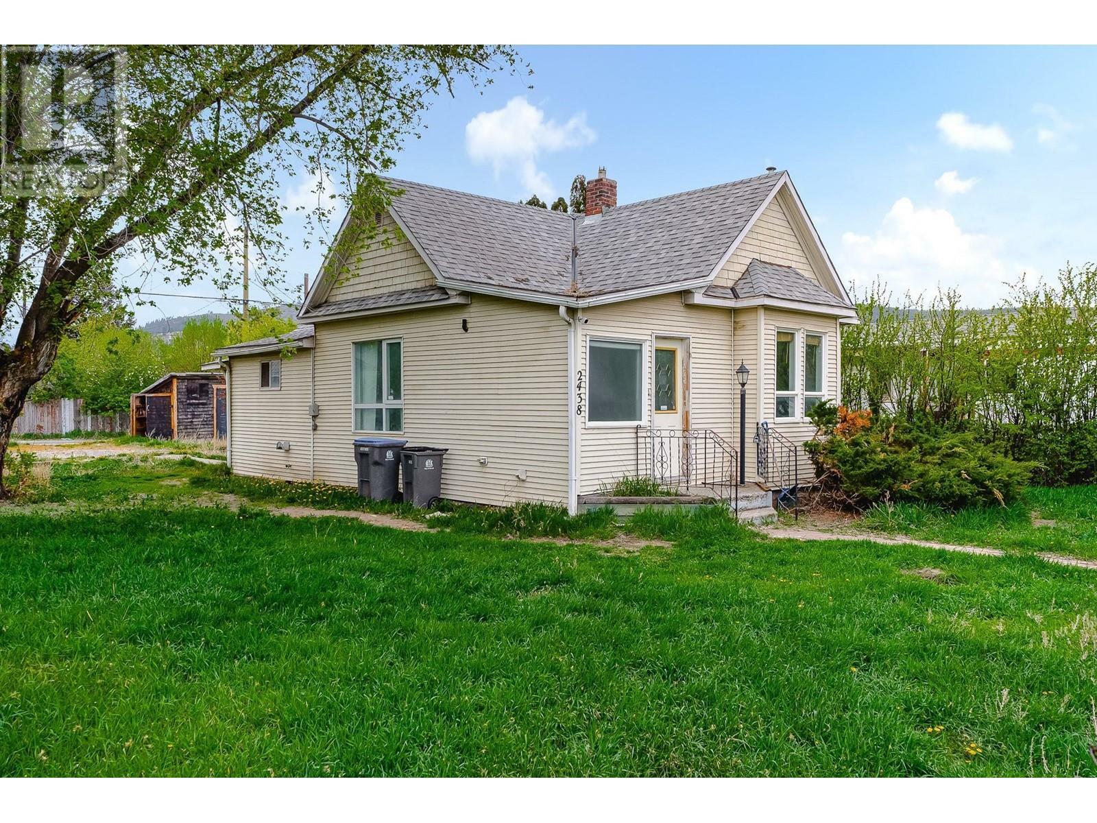 Photo de la propriété: 2438 Jackson Avenue BC V1K 1B8