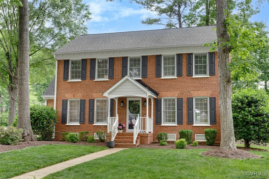 Property Photo: 12112 Waterford Way Place VA 23233