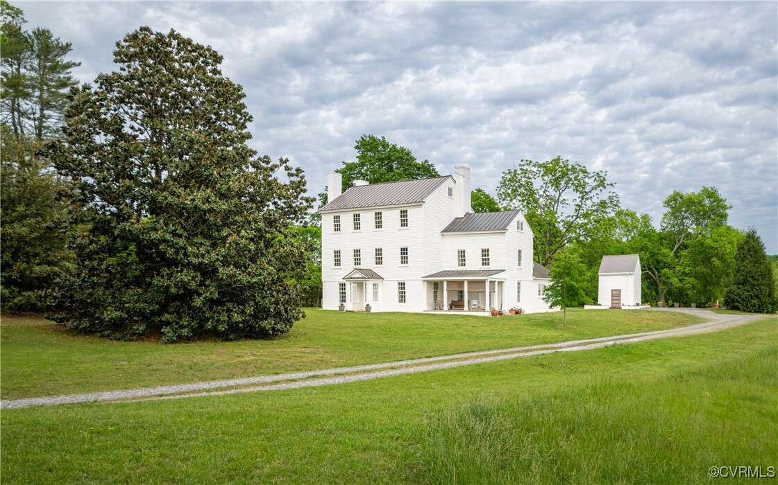 Property Photo: 3276 Buckingham Springs Road VA 23936
