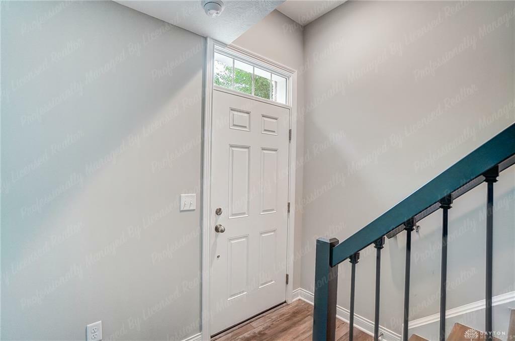 Property Photo:  31 Mill Run Place  OH 45502 