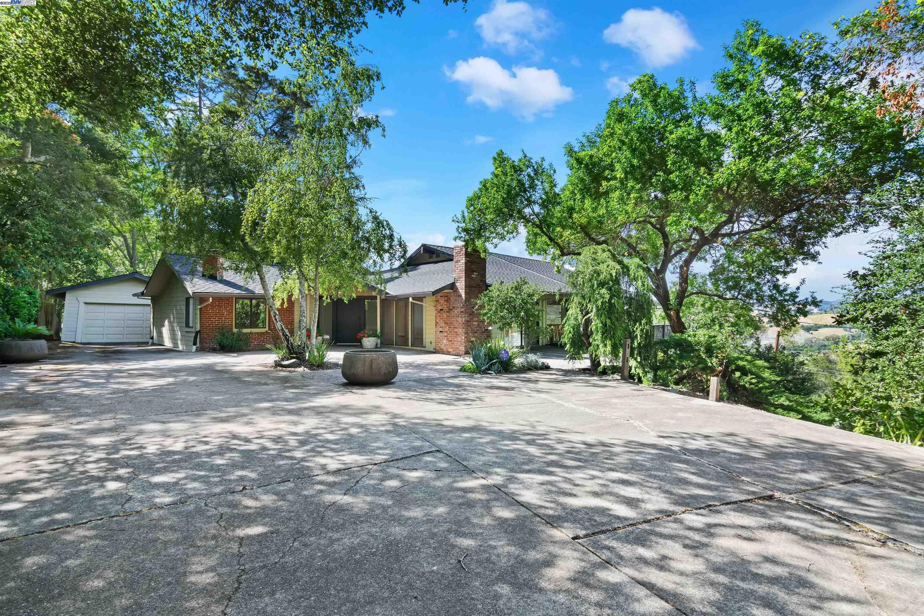 Property Photo:  26 Marston Rd  CA 94563 