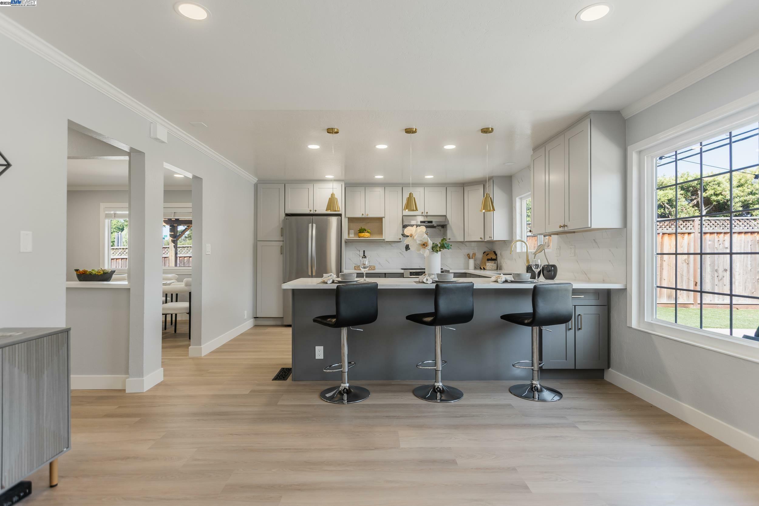 Property Photo: 803 Russell Ln CA 95035
