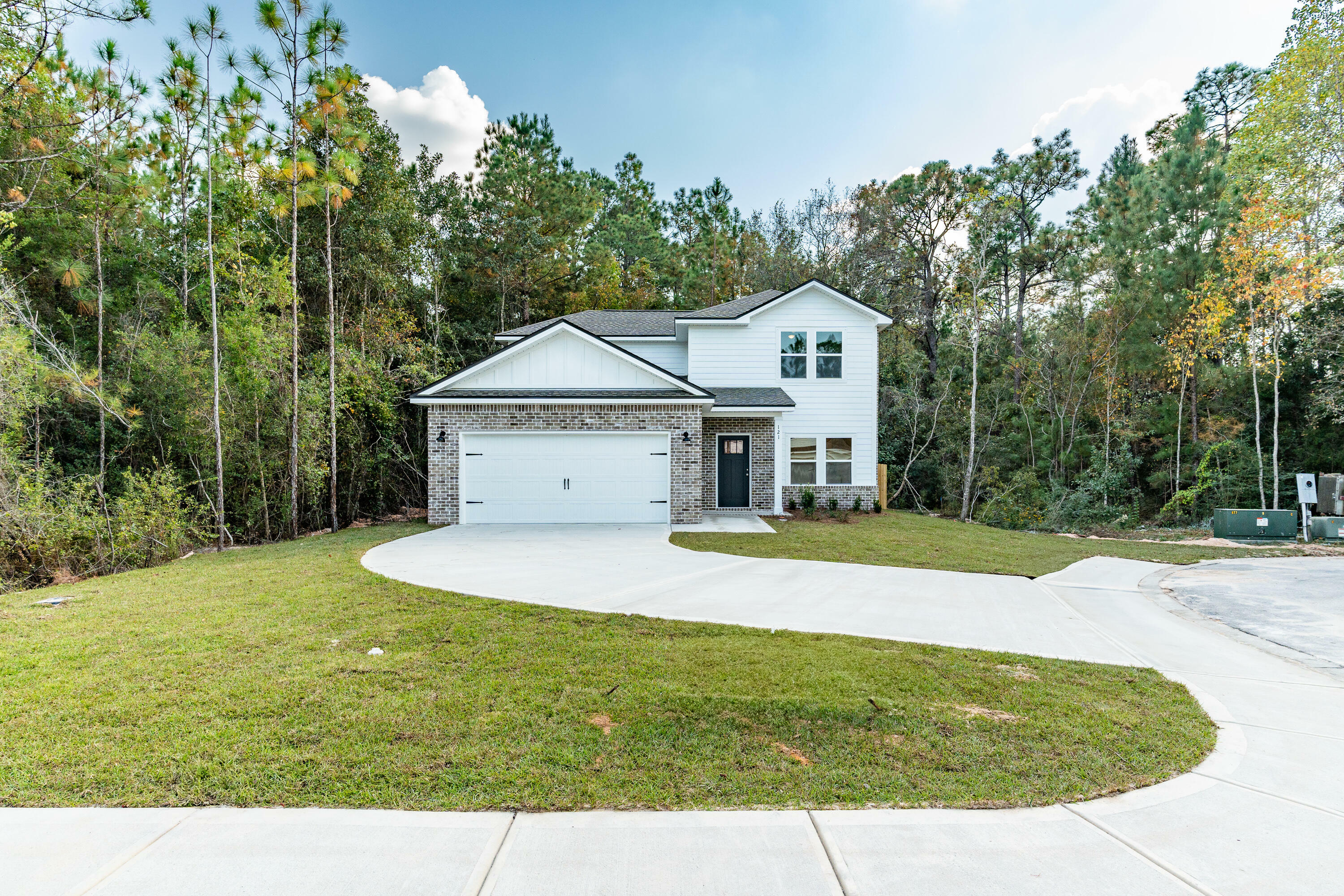 Property Photo:  6000 Oak Hollow Way  FL 32539 