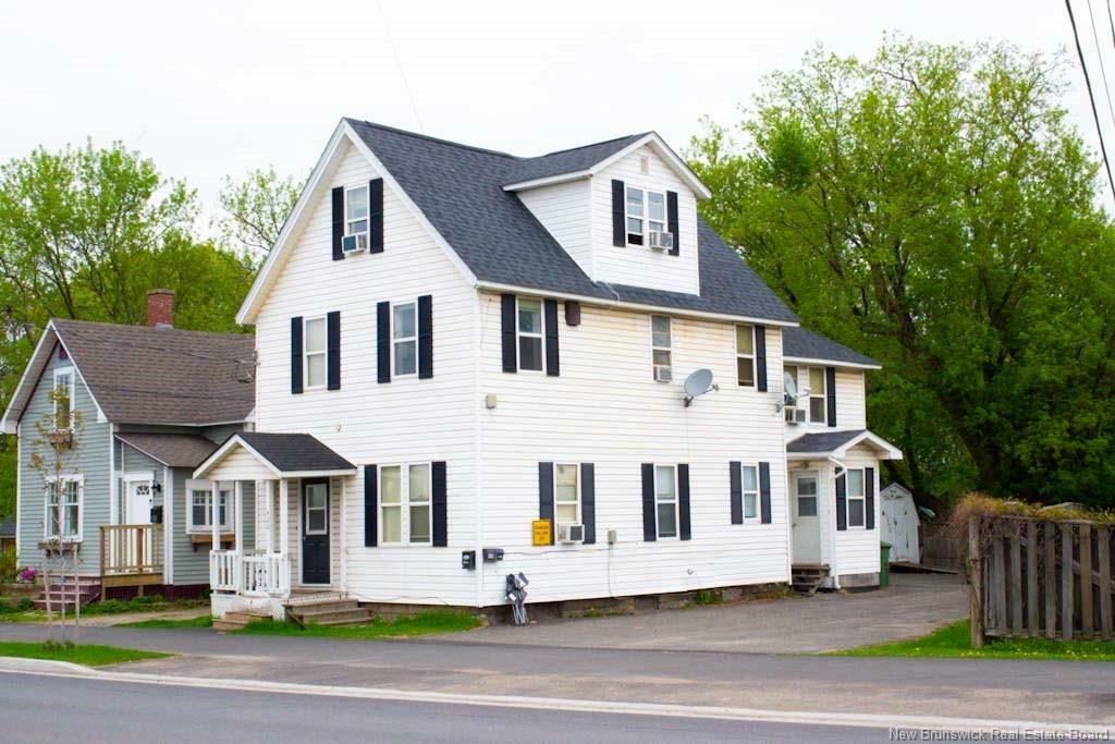 420 Smythe Street  Fredericton NB E3B 3E5 photo
