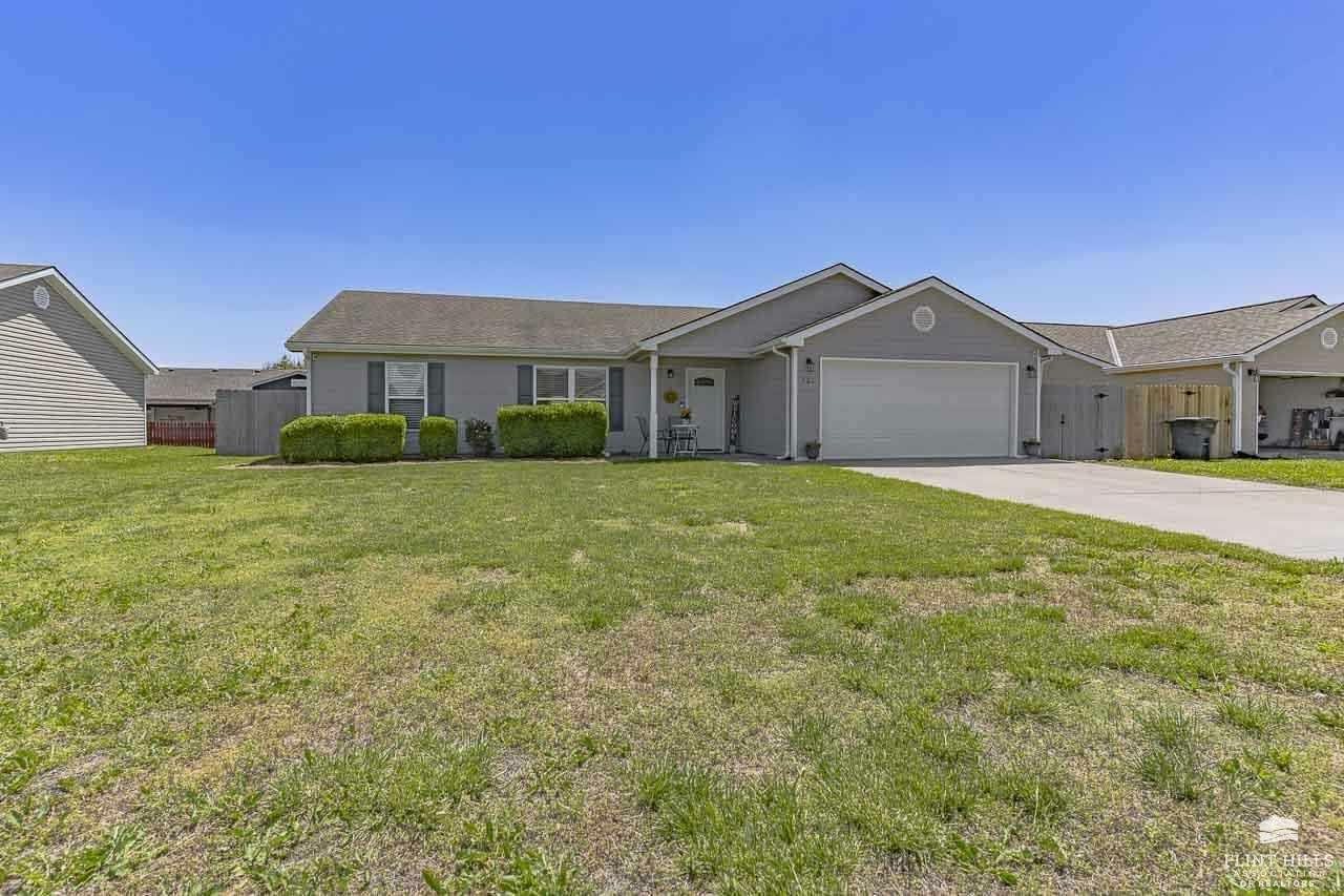 Property Photo: 401 Brookway Drive KS 66502