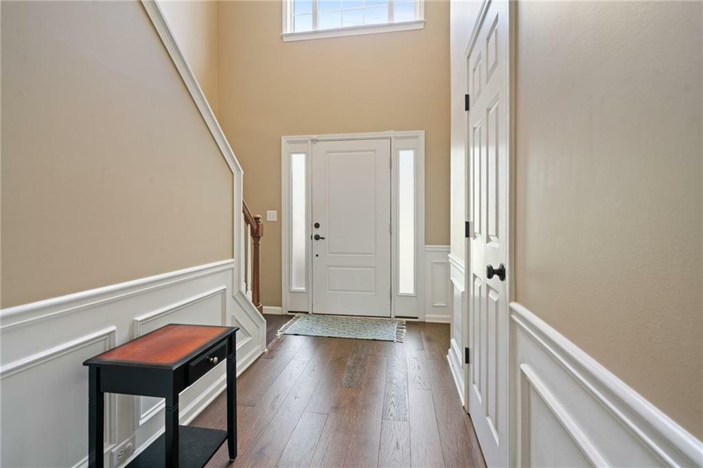 Property Photo: 3235 Northcliff Drive GA 30024