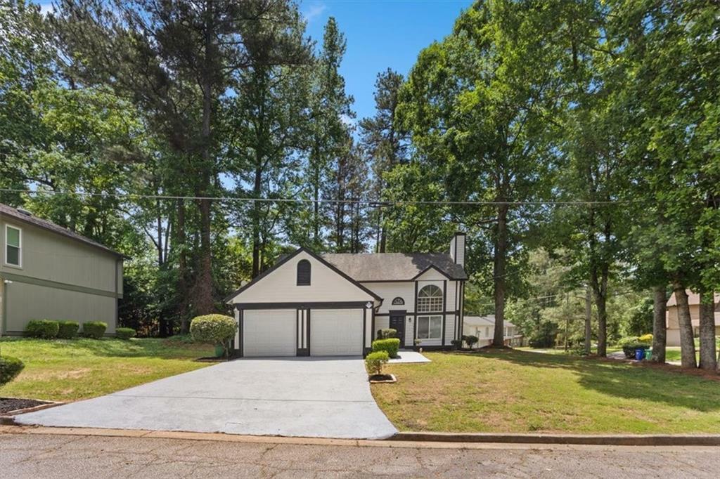 Property Photo: 5383 Biffle Way GA 30088