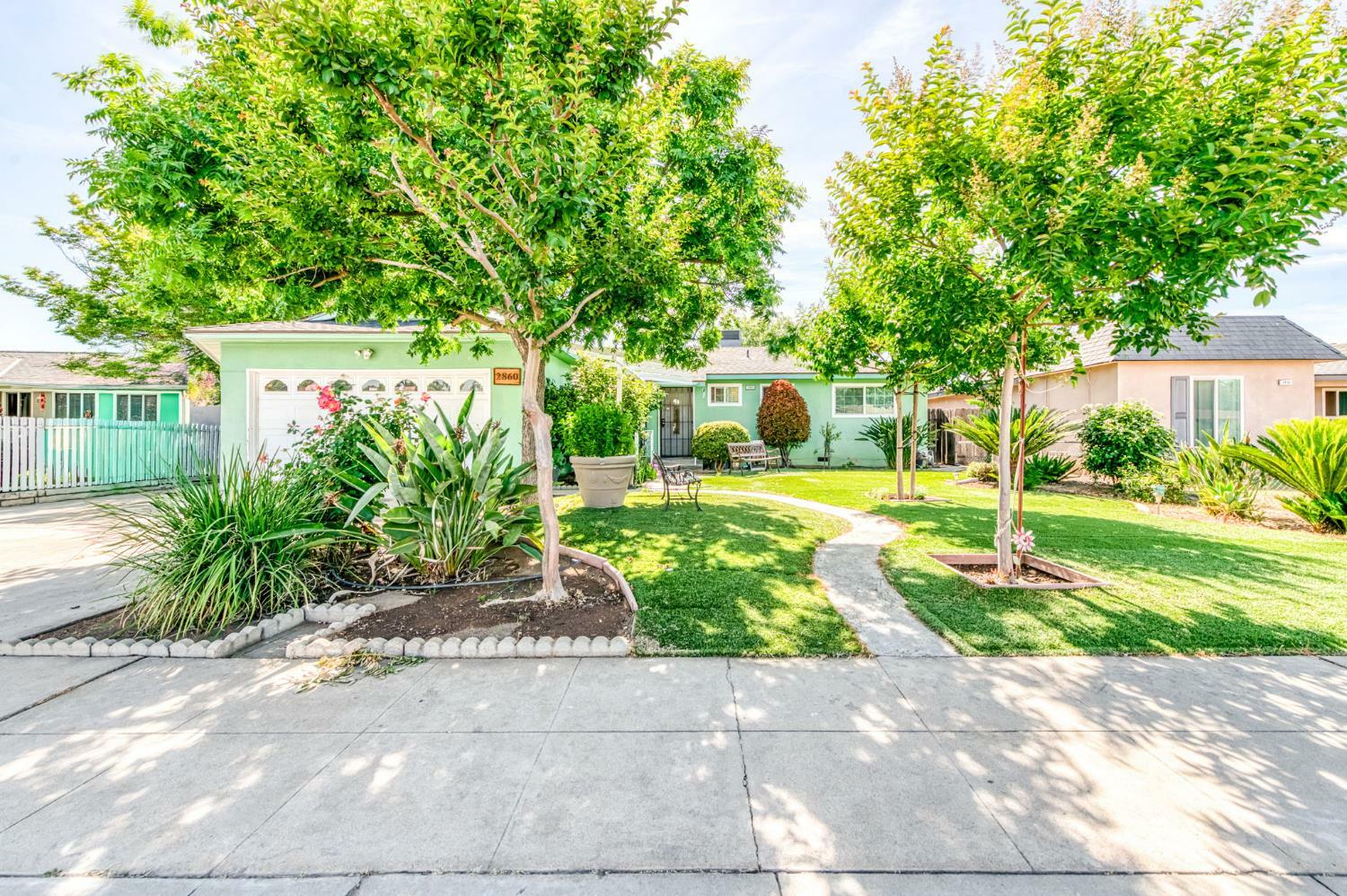 2860 Fine Avenue  Clovis CA 93612 photo