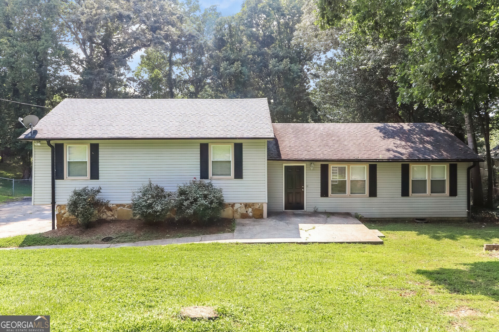 5243 Valleyview Drive  Acworth GA 30102 photo