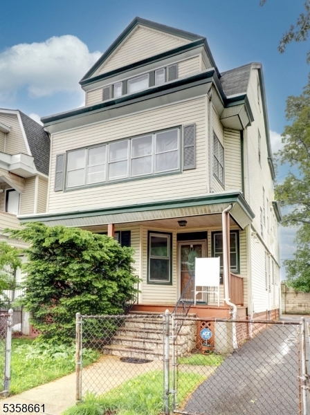 Property Photo: 184 Hollywood Ave 2 NJ 07018