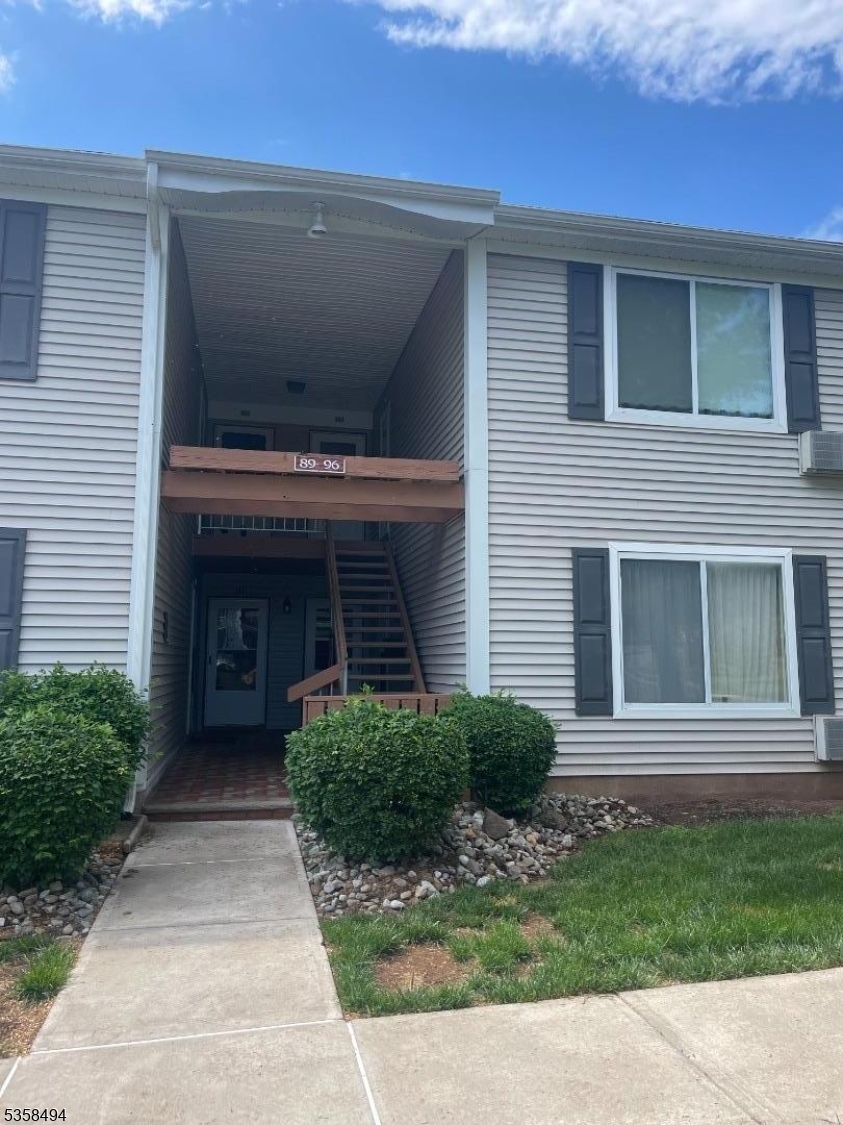 Property Photo: 95 Aimwick Ct NJ 08873