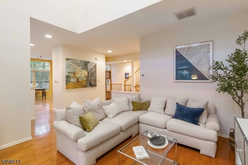 Property Photo: 618 Turlington Ct NJ 07039