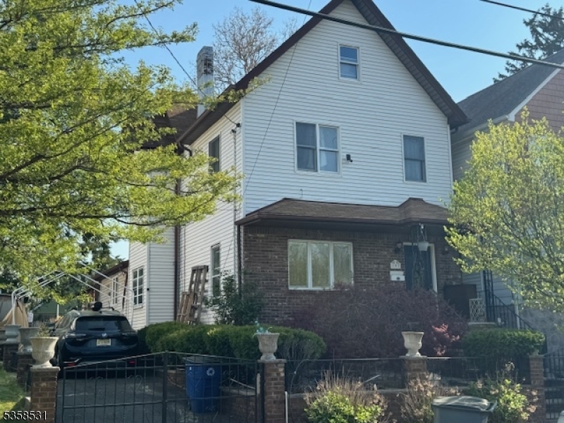 Property Photo: 393 Hamilton St NJ 07065