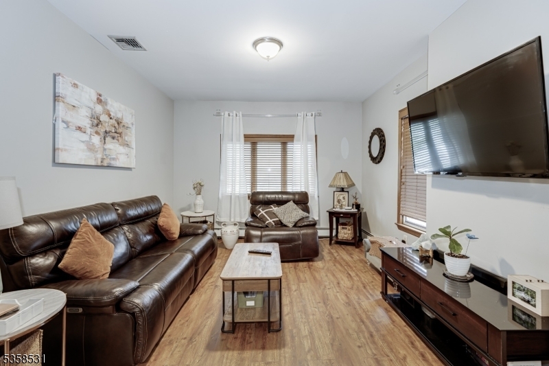 Property Photo: 393 Hamilton St NJ 07065