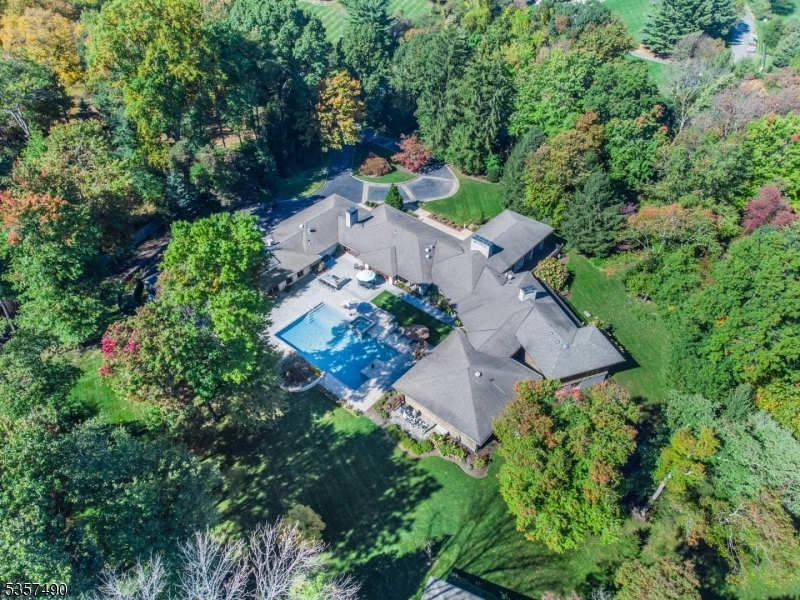 Property Photo: 51 Beverly Dr NJ 07924
