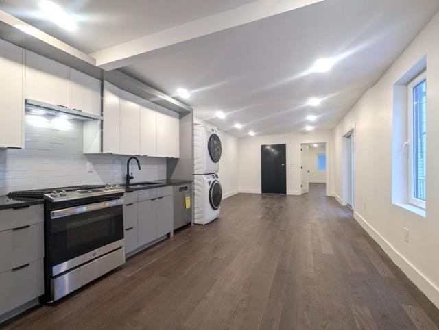 Property Photo: 195 Bay St 1 NJ 07302