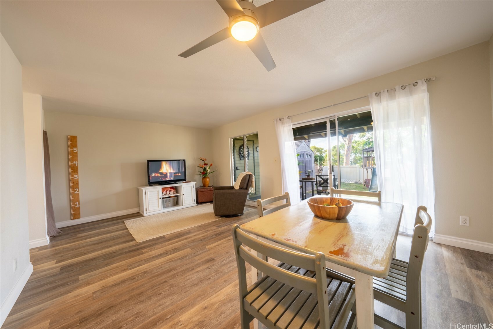 Property Photo: 92-1210 Makakilo Drive 5 HI 96707