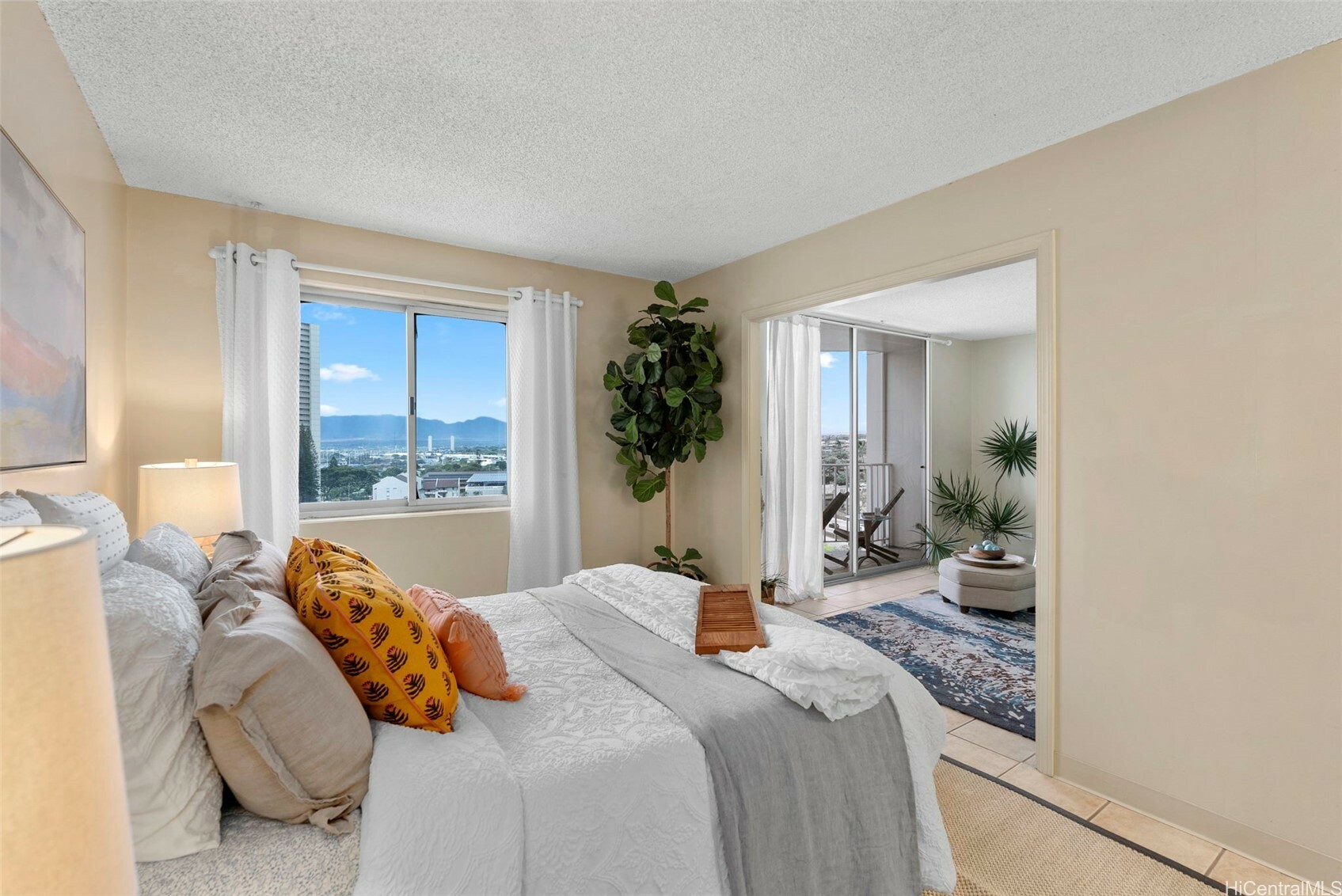 Property Photo: 98-1038 Moanalua Road 1502 HI 96701