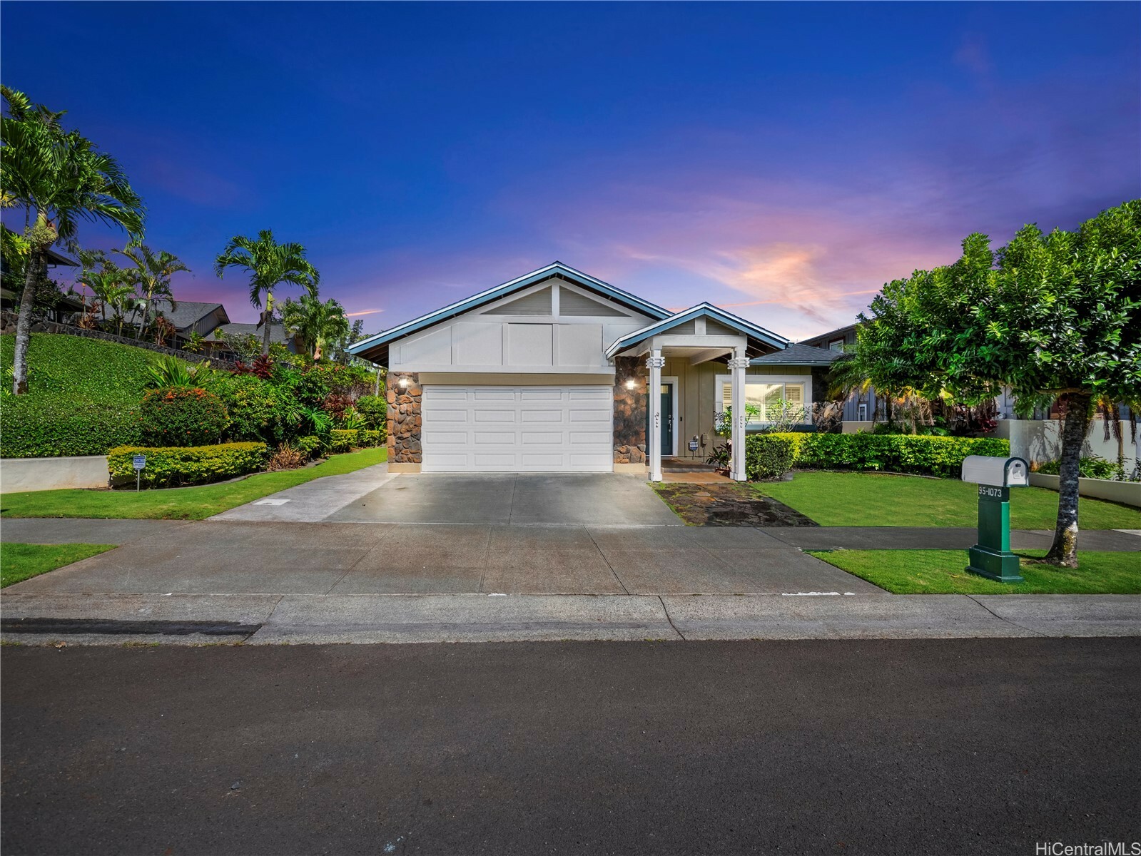 95-1073 Loea Street  Honolulu HI 96789 photo