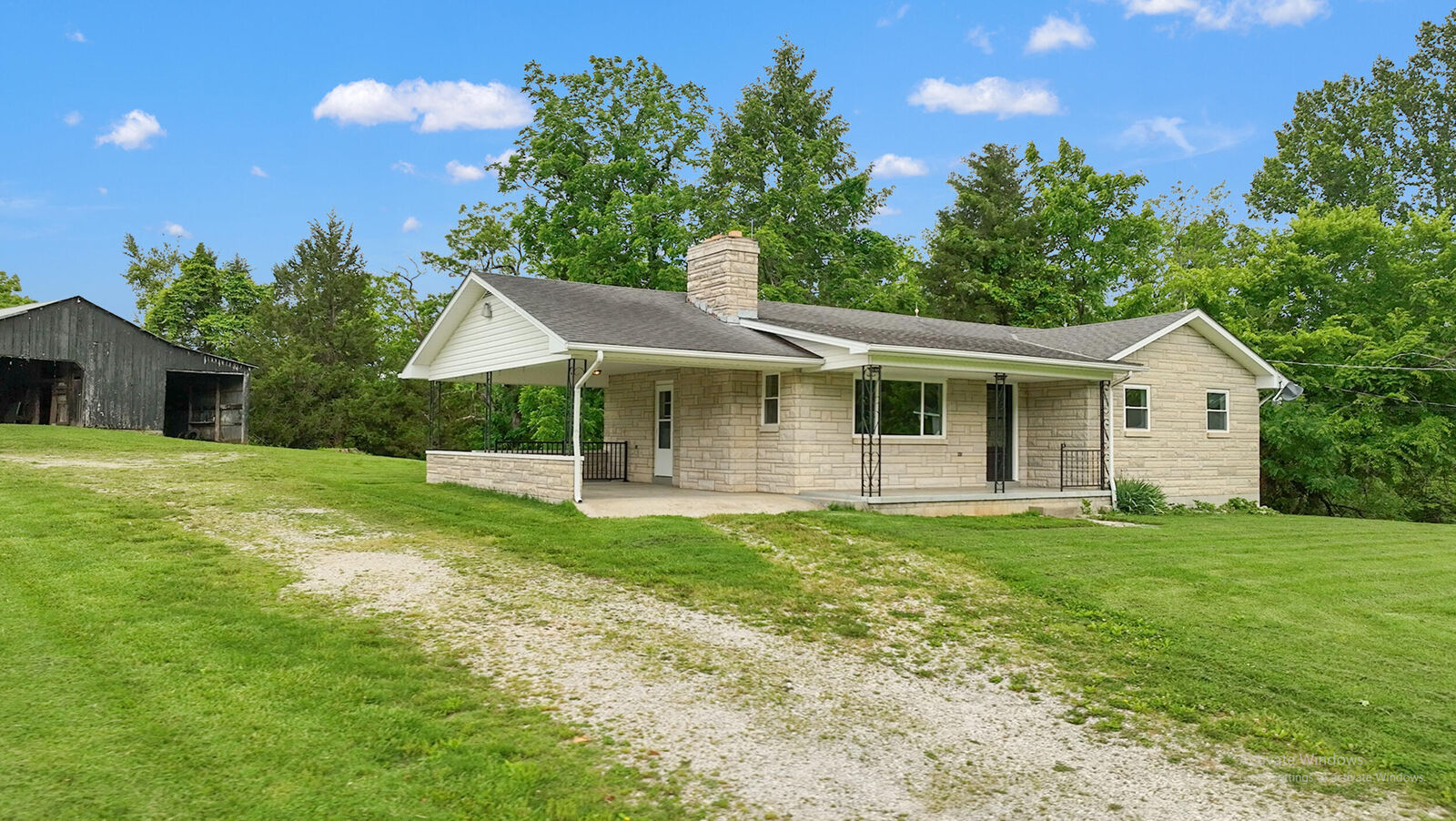 Property Photo:  6084 Highway 196  KY 42544 