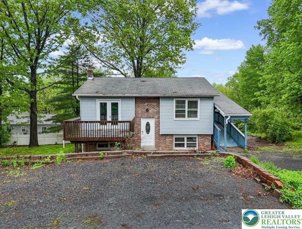 146 Azalea Drive  Smithfield Twp PA 18301 photo