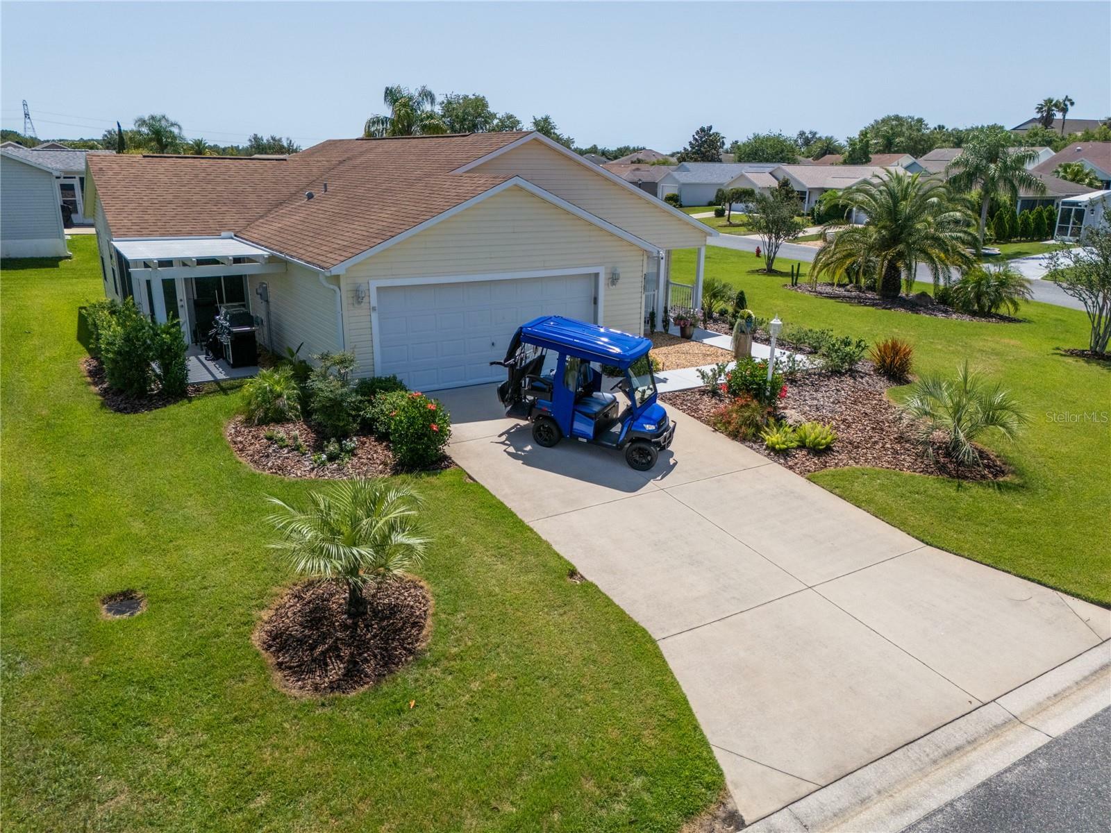 Property Photo: 2167 Kerwood Loop FL 32162
