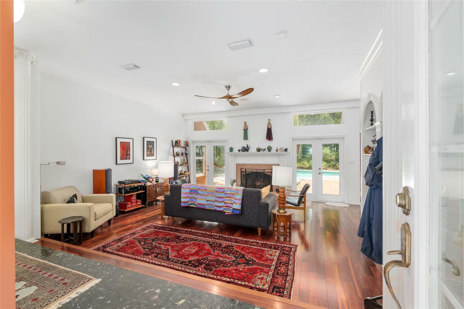 Property Photo: 226 SW 80th Drive FL 32607