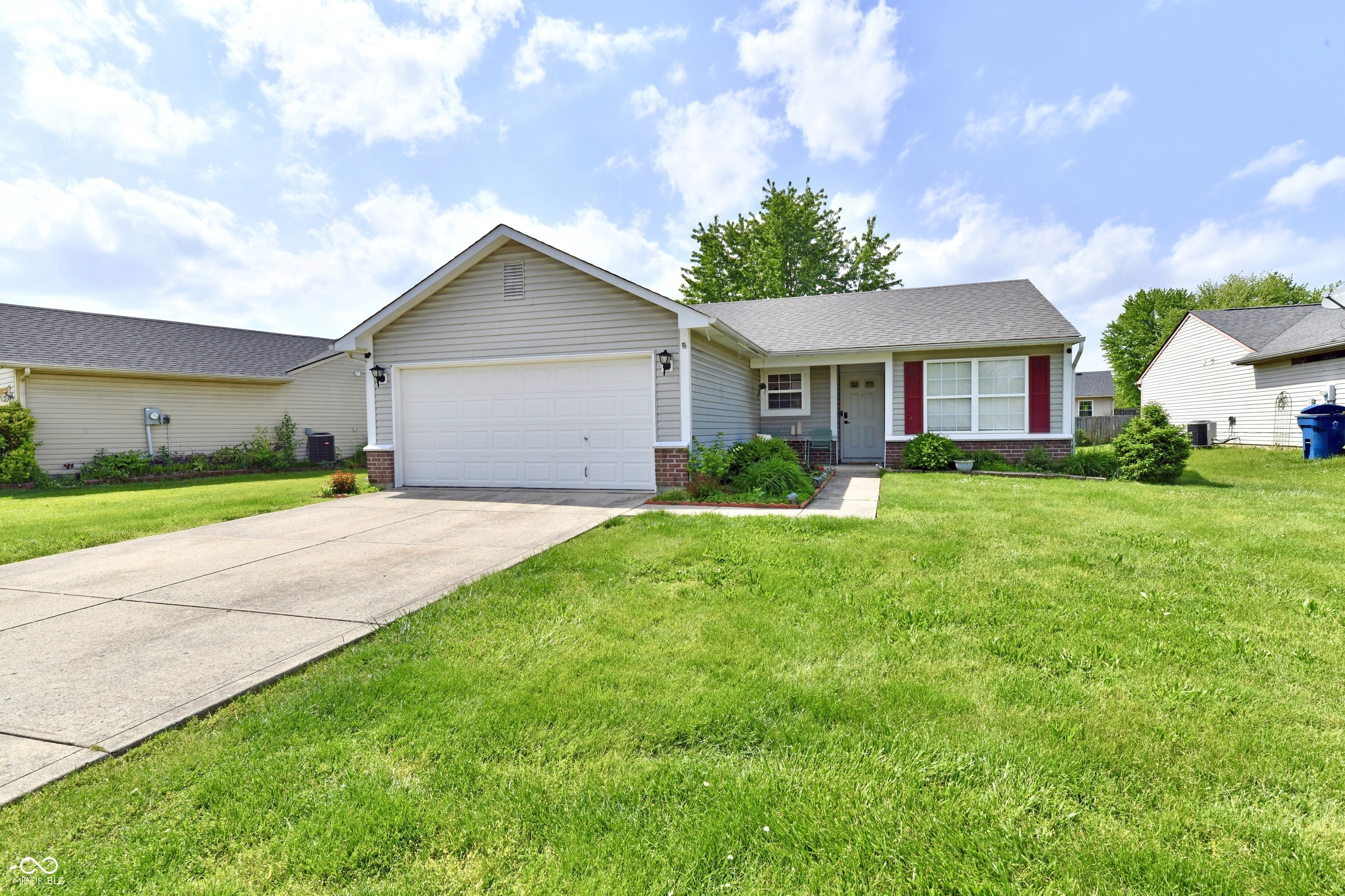 Property Photo: 6556 Wandering Way IN 46241