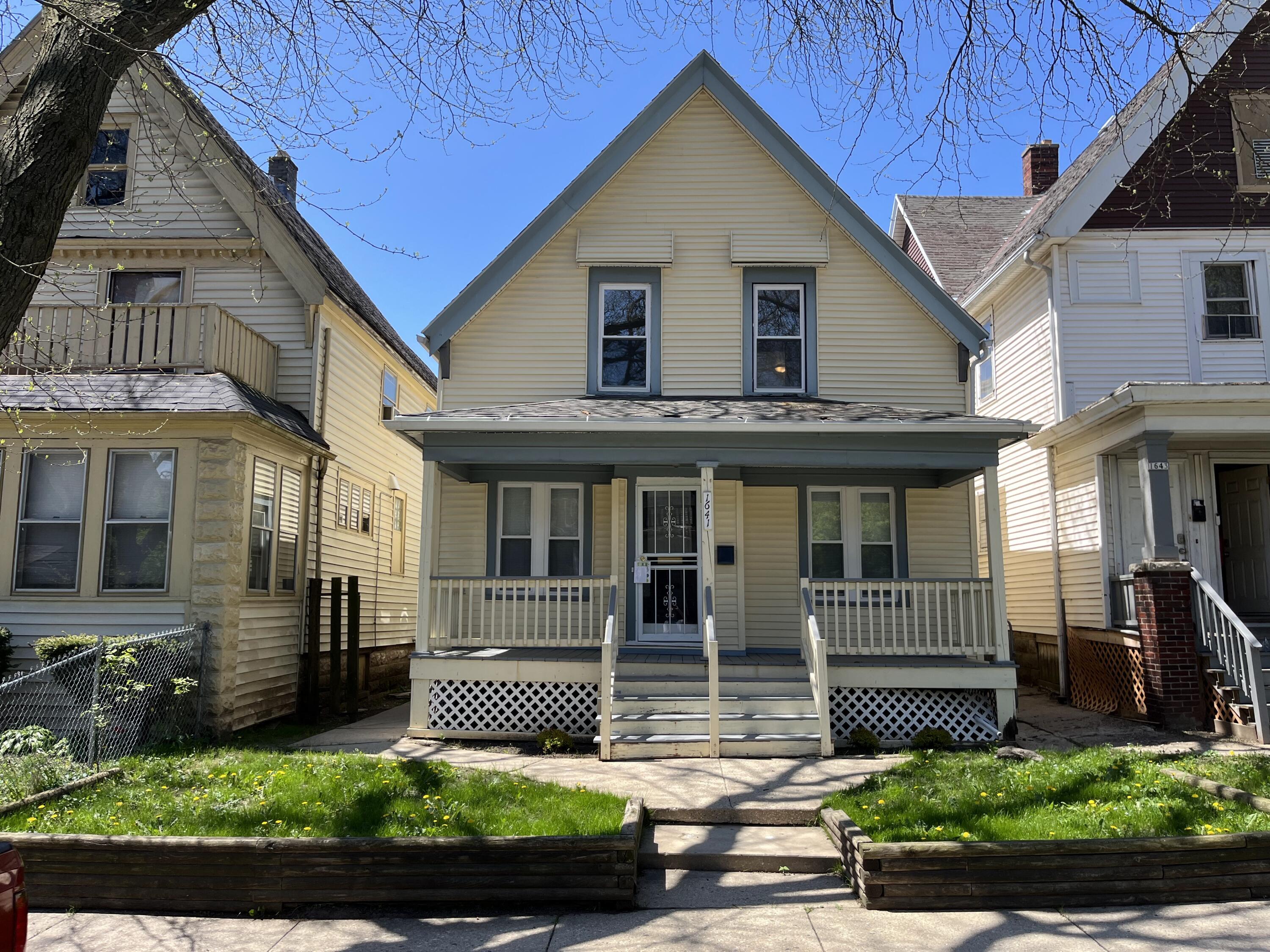 Property Photo: 1641 N 36th St WI 53208