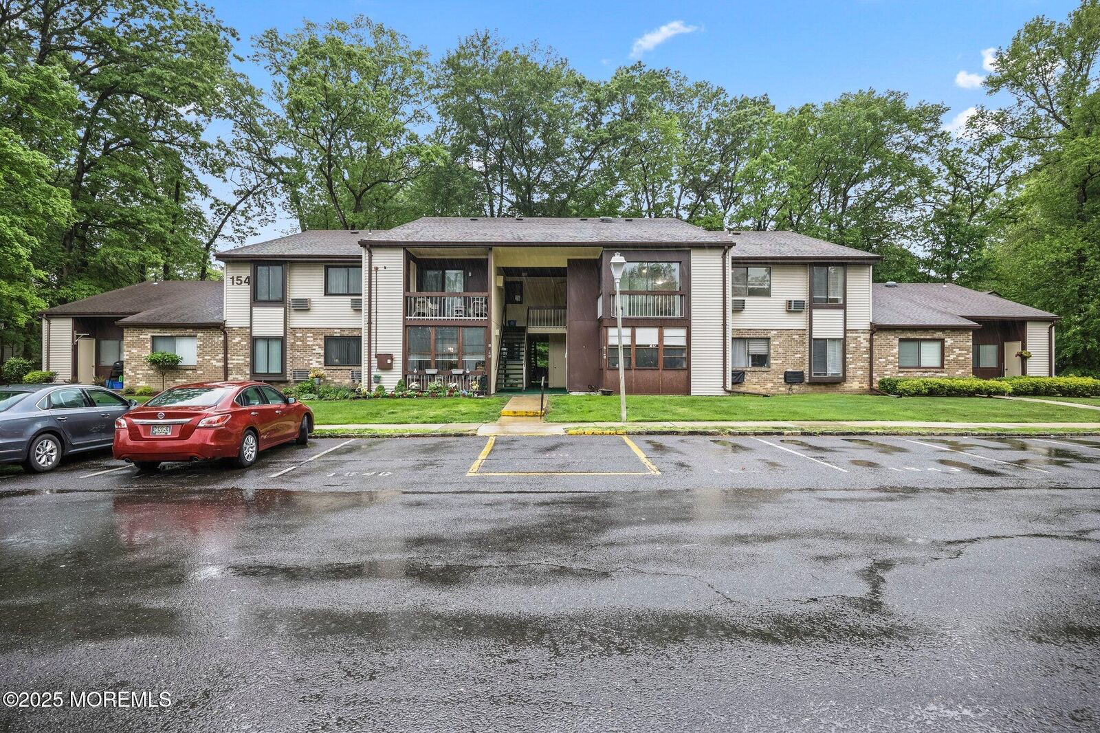 Property Photo:  154 Cross Slope Court J  NJ 07726