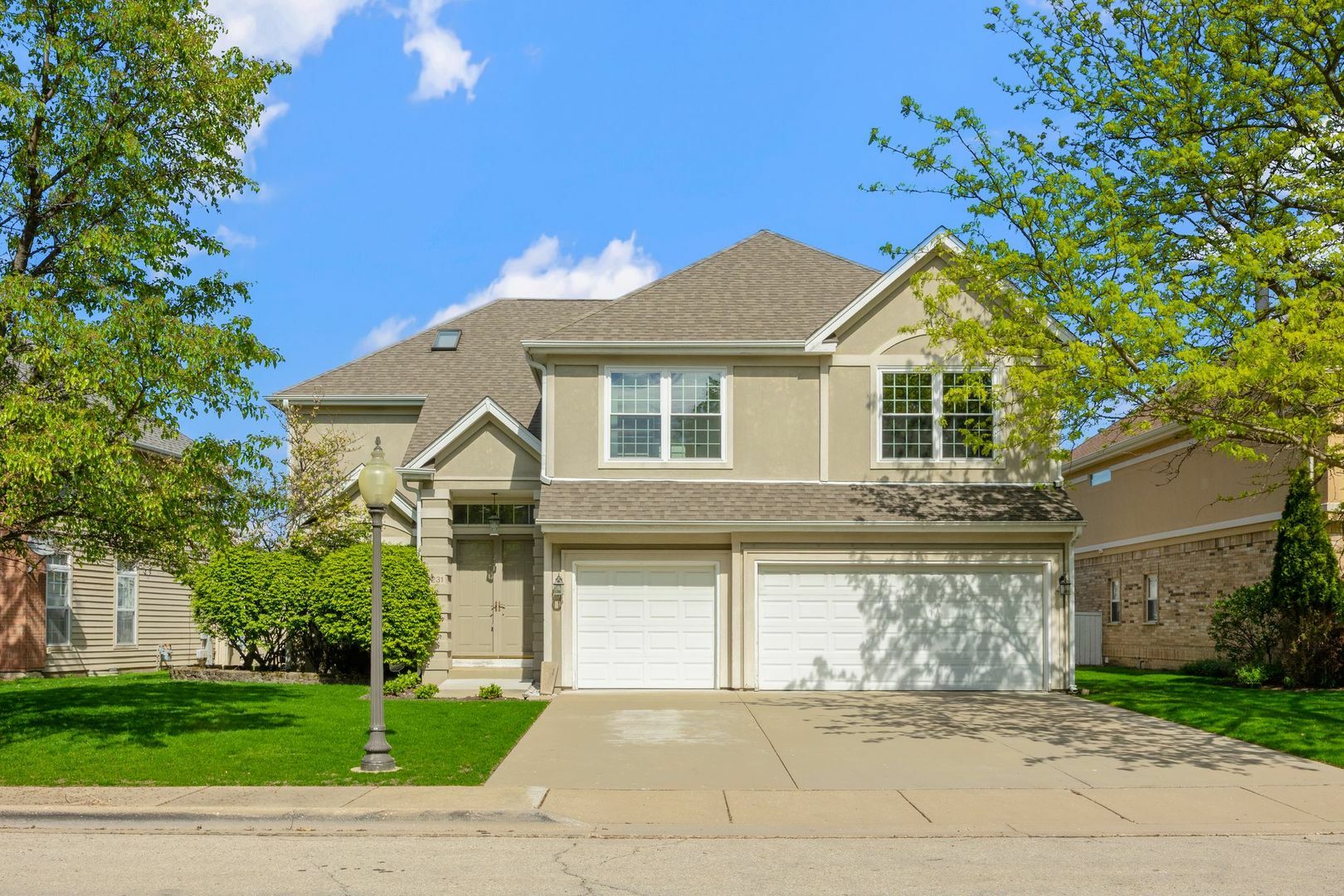 Property Photo: 9231 N Natchez Avenue IL 60053
