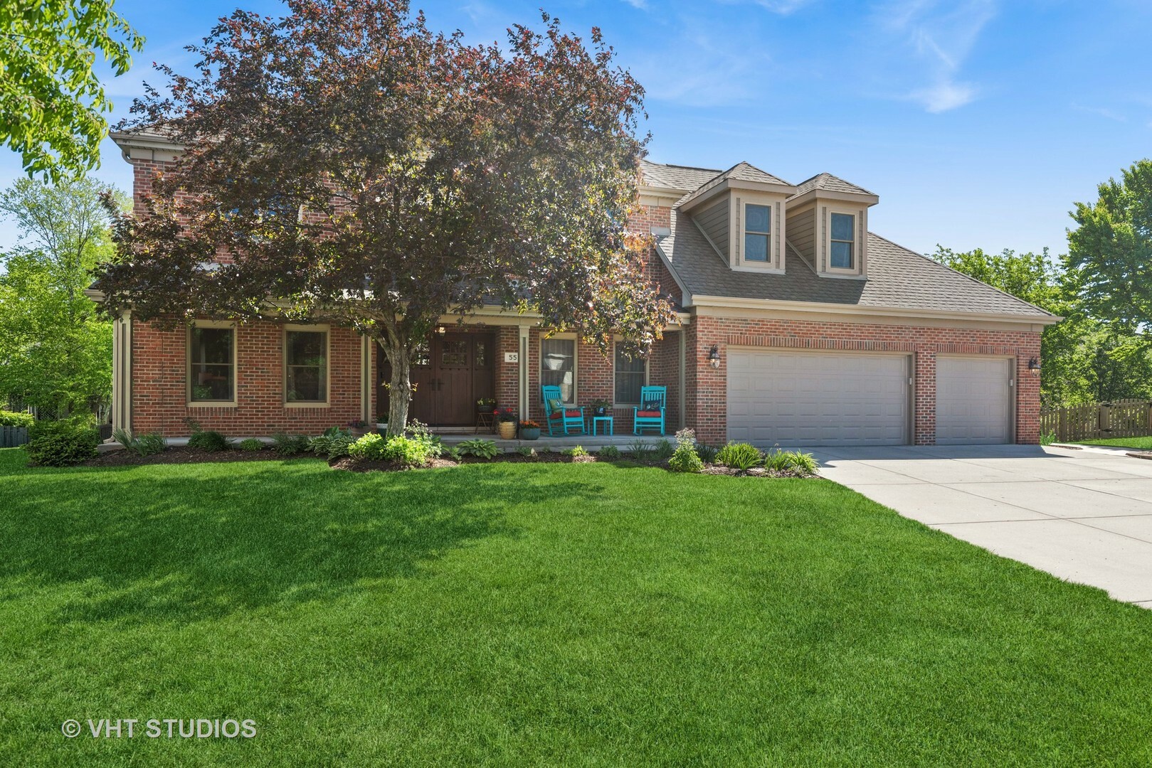 Property Photo: 551 Salceda Lane IL 60060