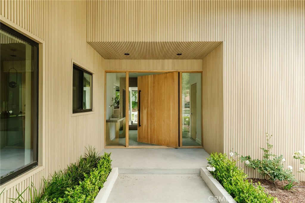 Property Photo: 18155 Lake Encino Drive CA 91316