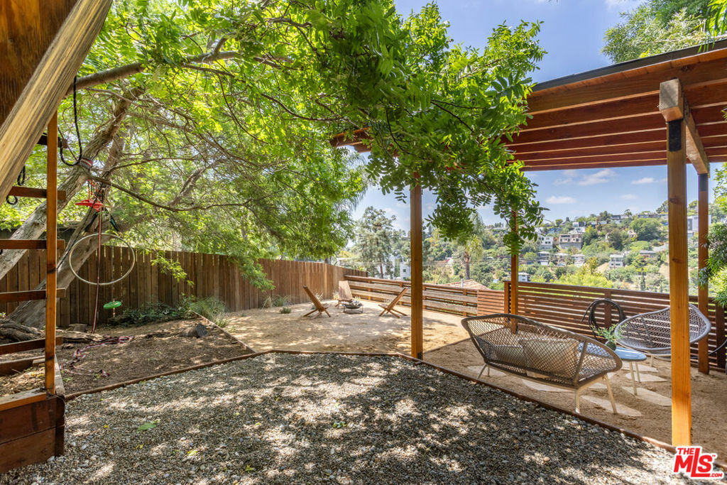 450 Rustic Drive  Los Angeles CA 90065 photo
