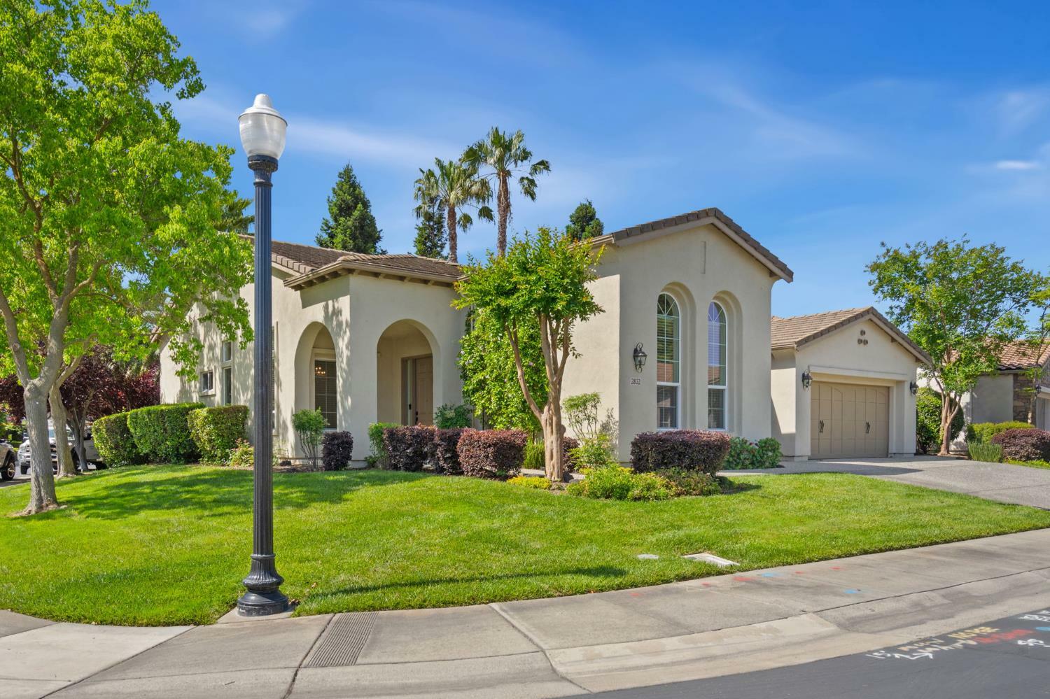 Property Photo:  2832 Rockaway Lane  CA 95835 