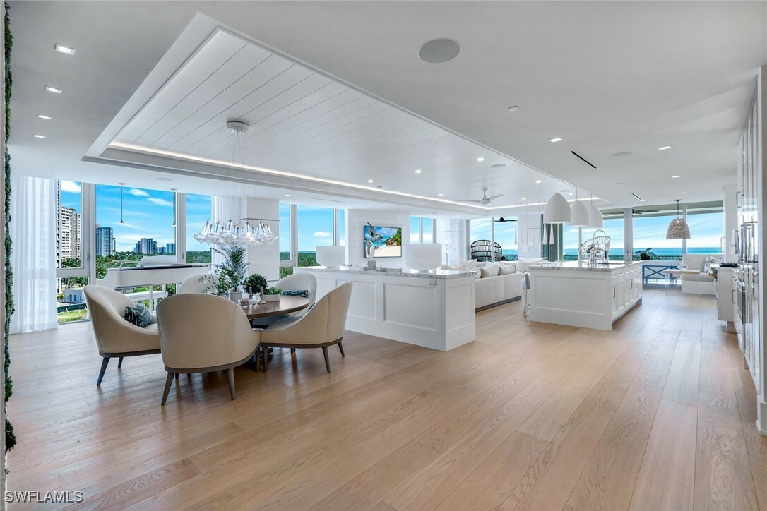 Property Photo: 6897 Grenadier Boulevard 601 FL 34108