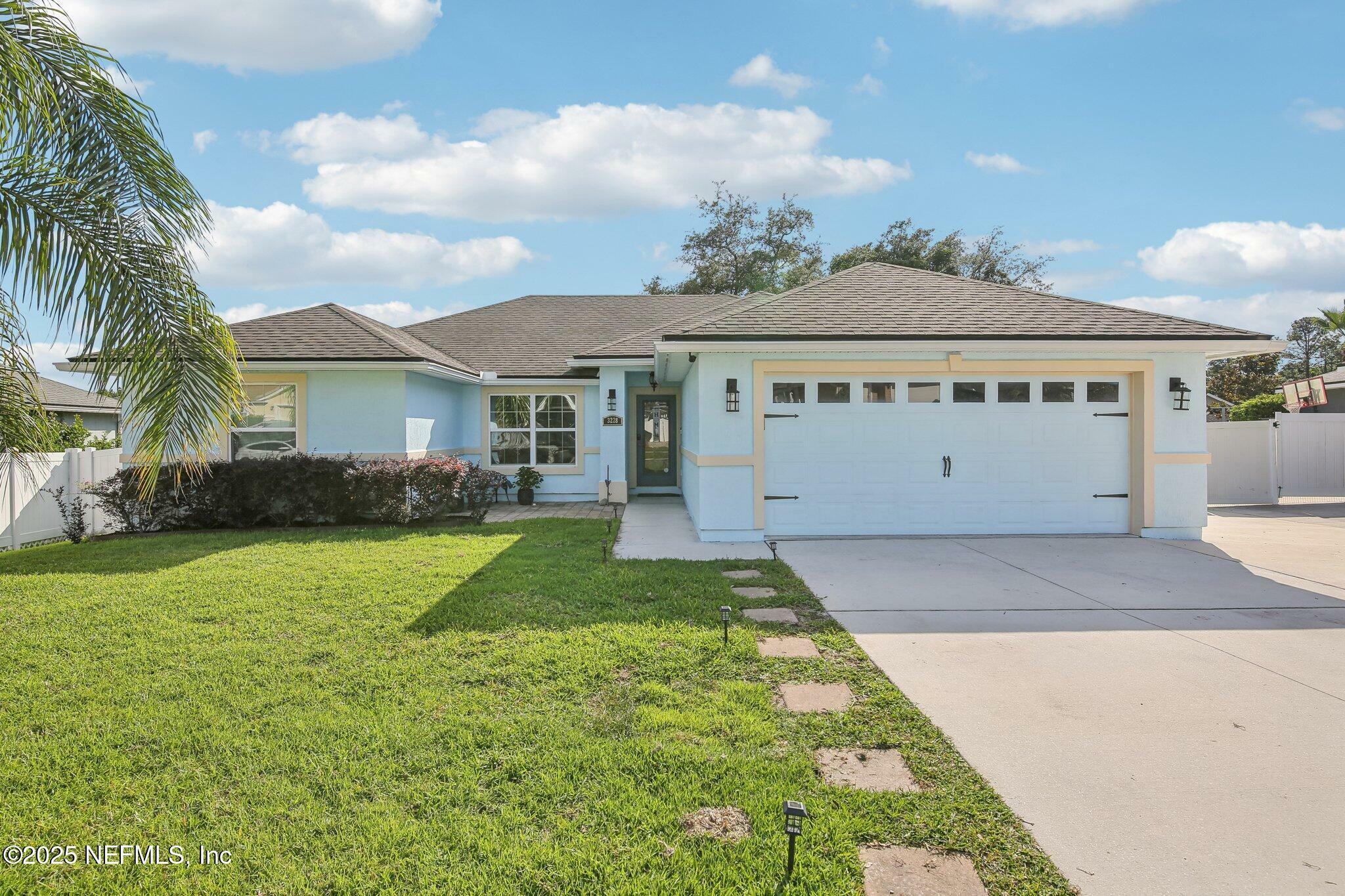 Property Photo: 3228 Deer Creek Drive FL 32068