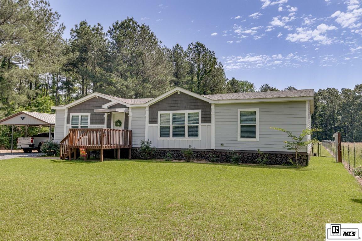 Property Photo: 879 Parker Road LA 71435