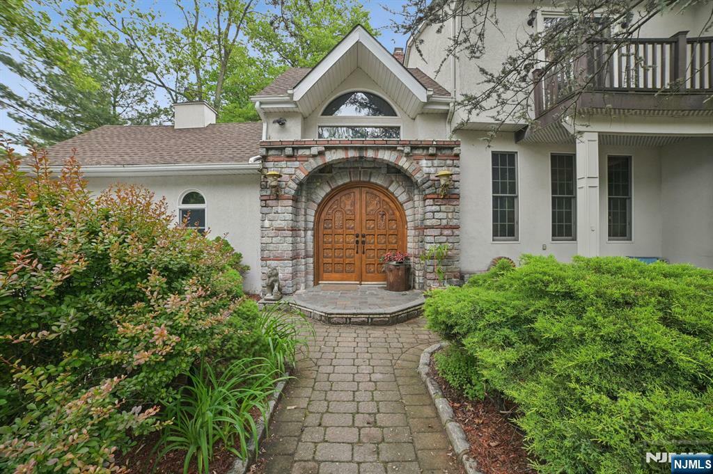 Property Photo: 41-21 Dunkerhook NJ 07410