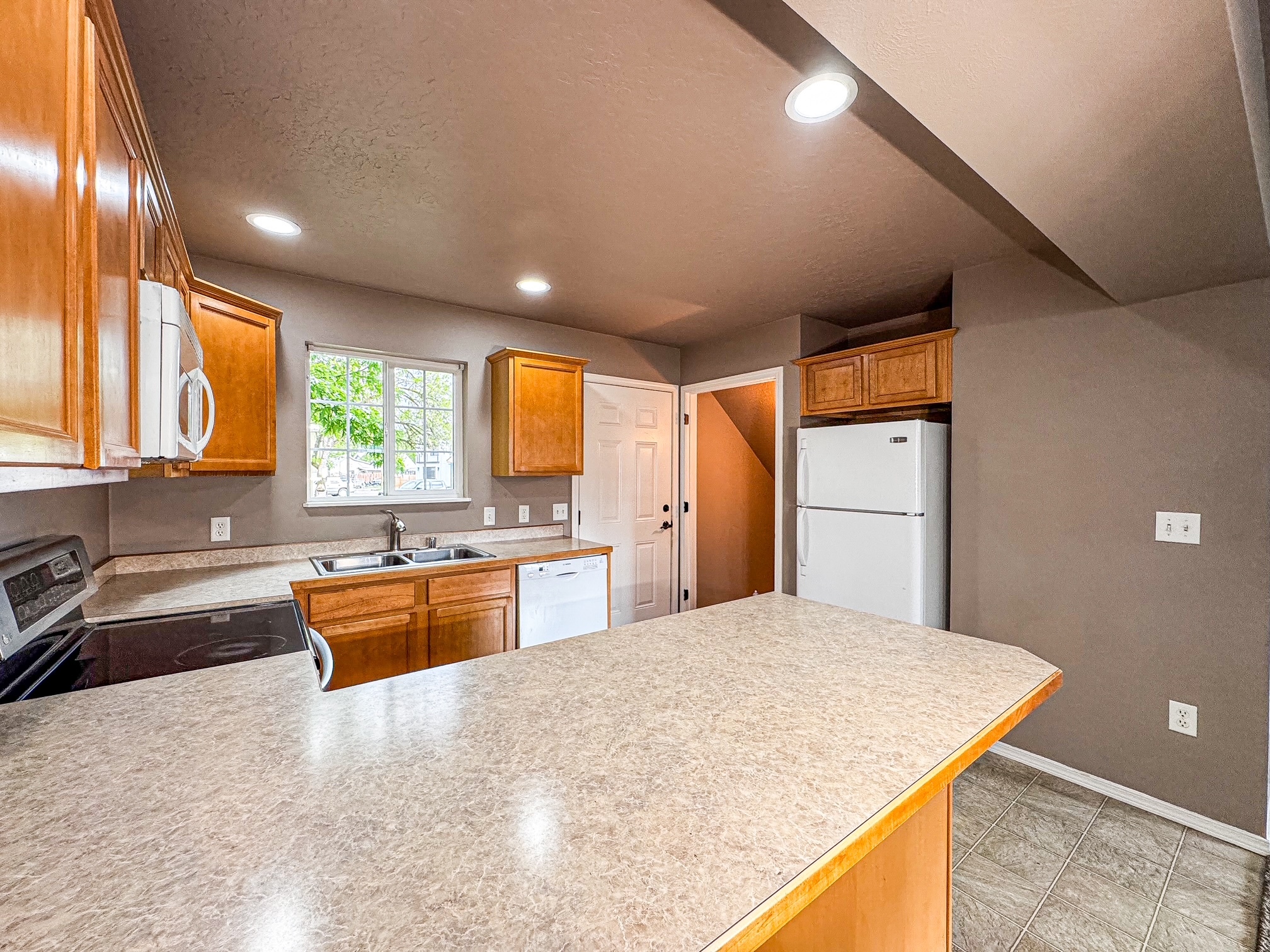Property Photo: 1310 Linnea Lane MT 59801