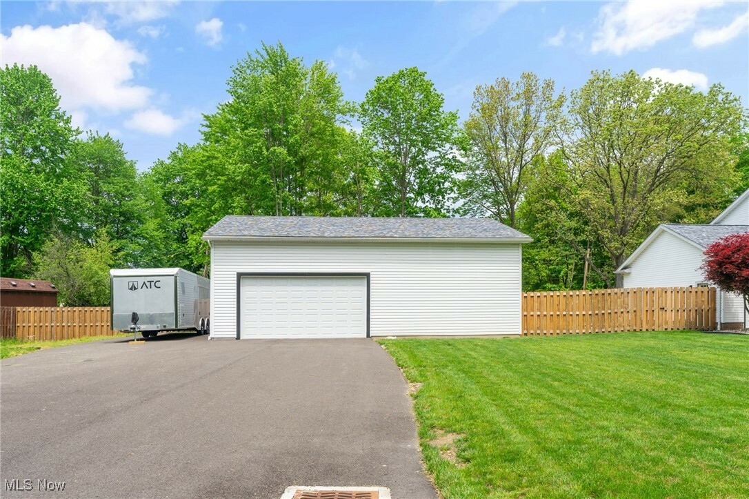 Property Photo: 2003 Powder Mill Run OH 44505