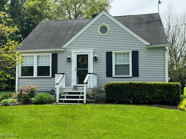 Property Photo: 2043 State Road OH 44481