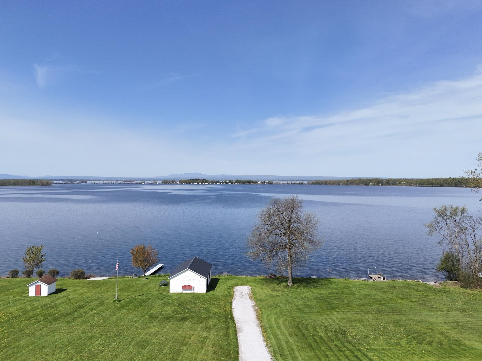 Property Photo: 397 US Route 2 VT 05458