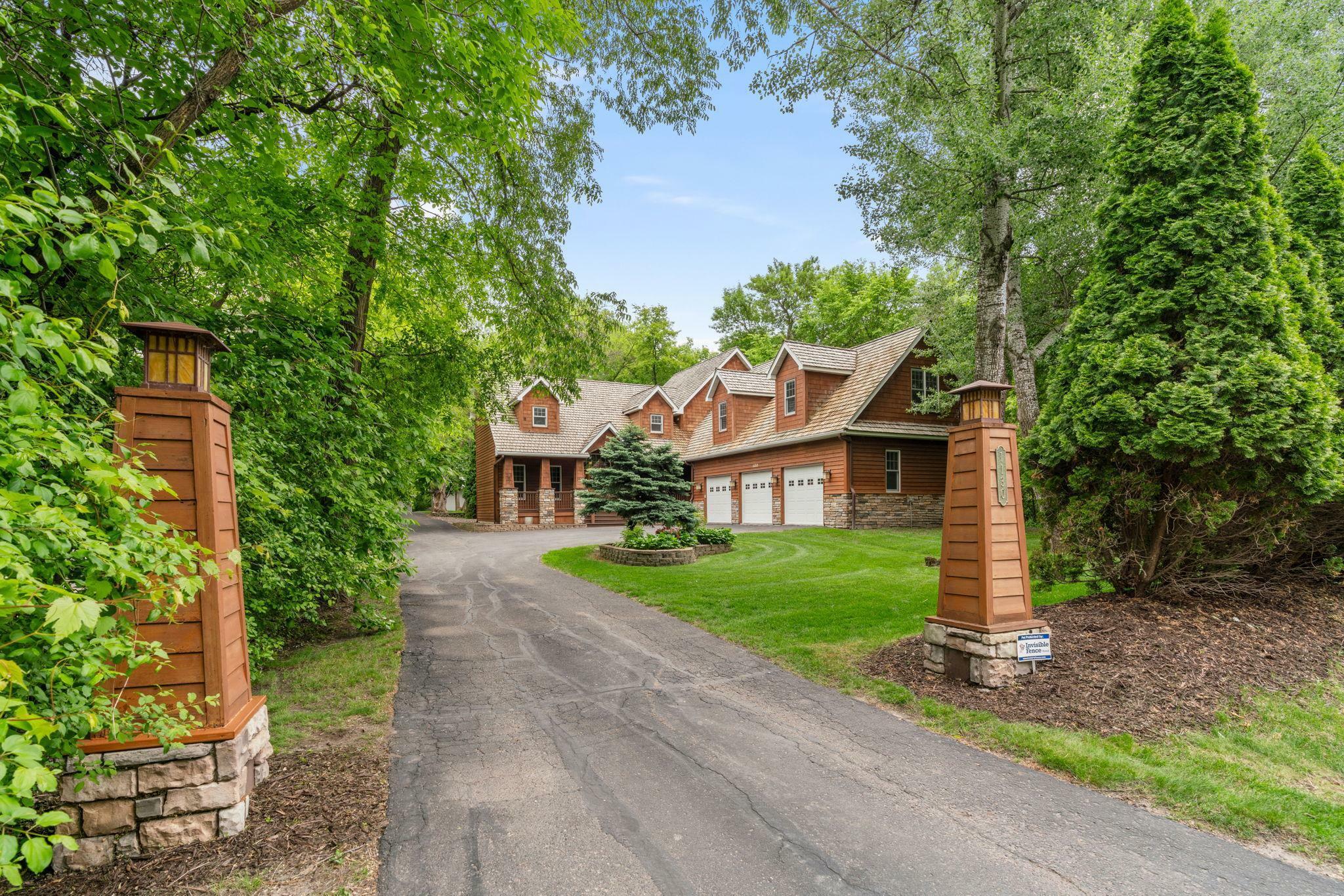 Property Photo: 1130 N Shore Drive W MN 55364