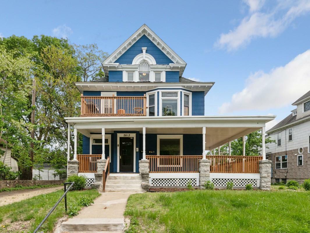 Property Photo: 2613 Bryant Avenue S MN 55408