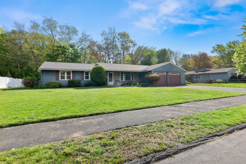 Property Photo:  30 Cornell Rd  MA 01923 