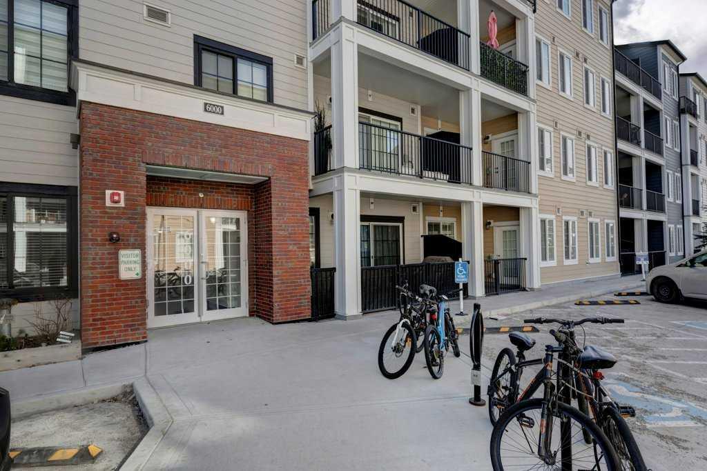 Property Photo:  151 Legacy Main Street SE 6317  AB T2X 4A4 